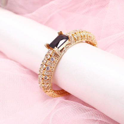 Black Stone Openable Bracelet – Luxury Gold Finish Kada