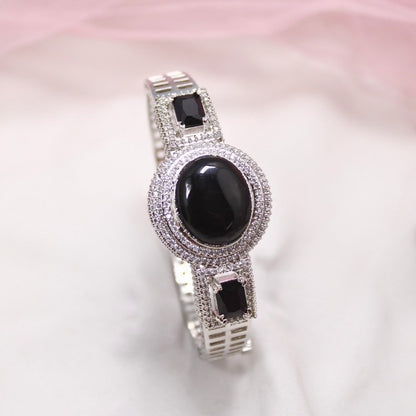 Black Stone Openable Kada – Silver Finish Luxury Bracelet