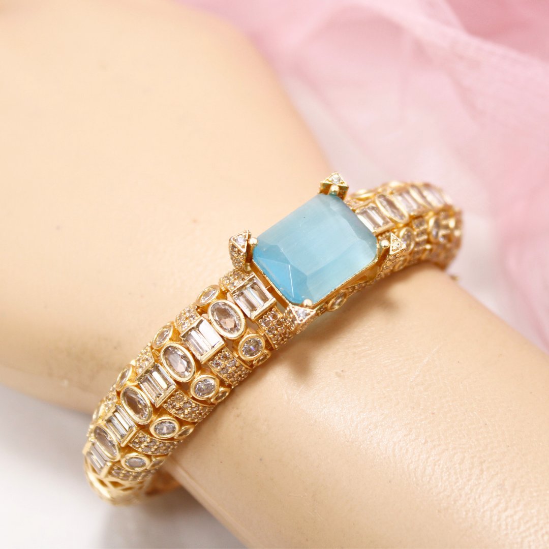Blue Stone Openable Bracelet – Luxury Gold Finish Kada
