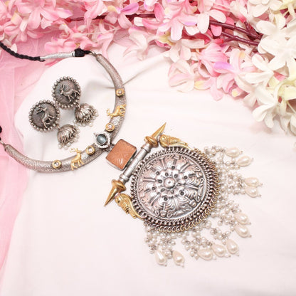 BOHO CHAKRA PATTERN HASLI NECKLACE-ORANGE