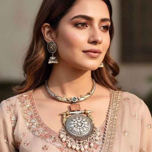 BOHO CHAKRA PATTERN HASLI NECKLACE-ORANGE