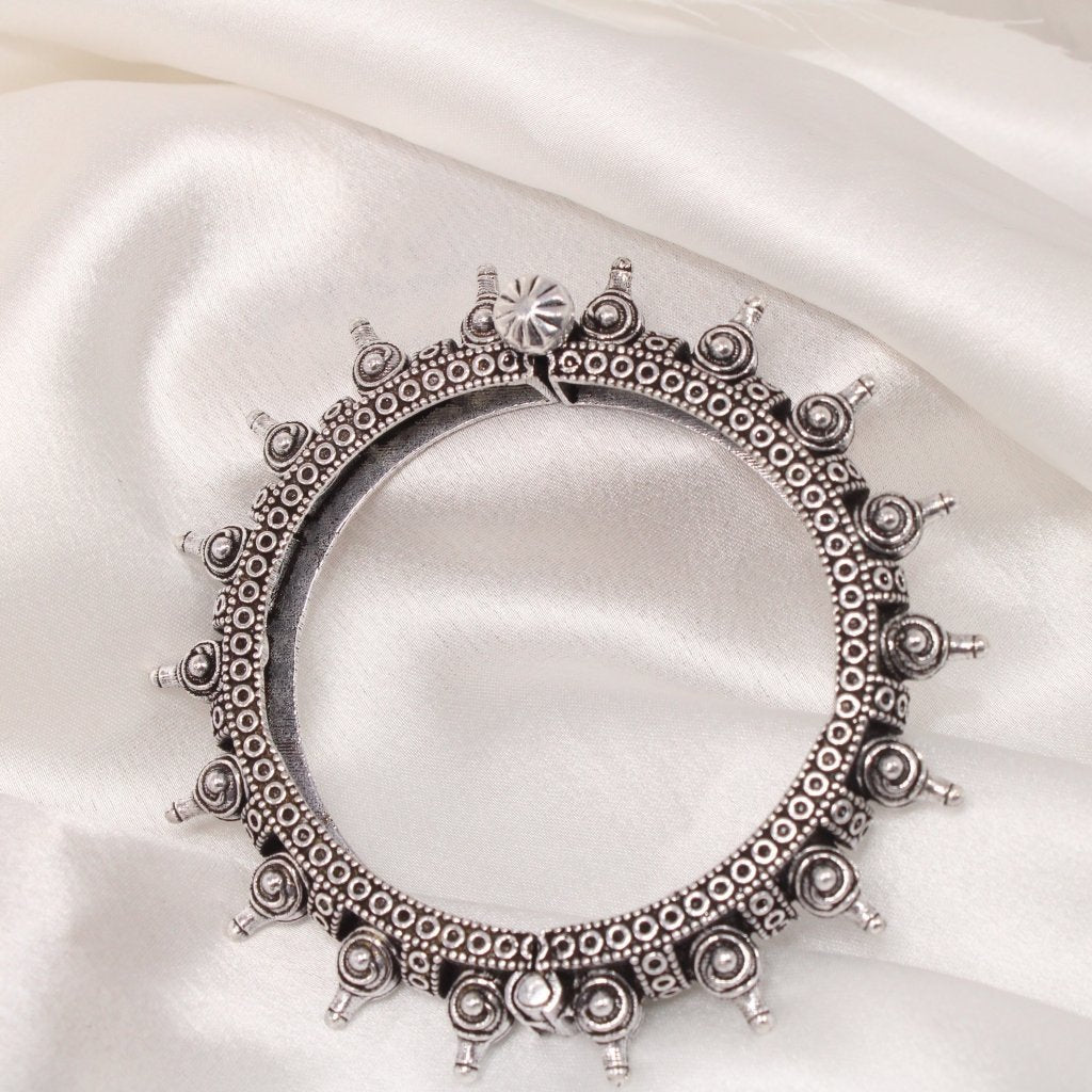 BOHO KADA SHANKH PATTERN-SINGLE KADA