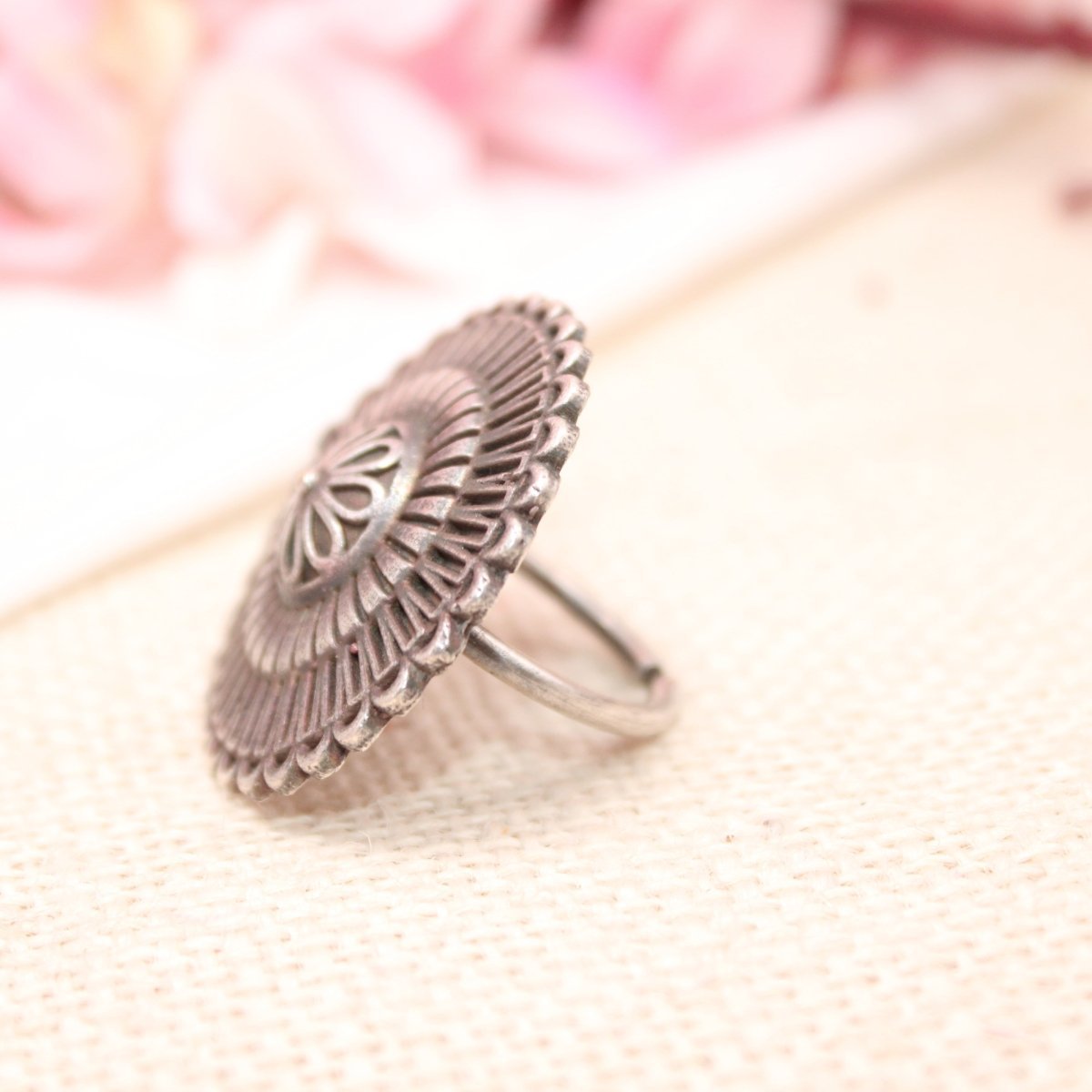 BOHO THAPA NECKLACE SET WITH FINGER RING