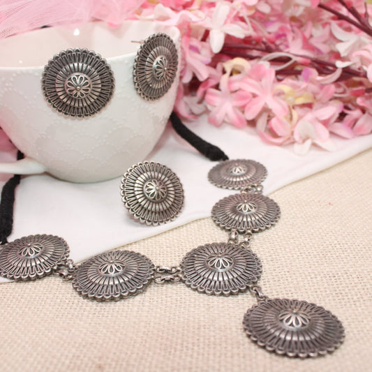 BOHO THAPA NECKLACE SET WITH FINGER RING