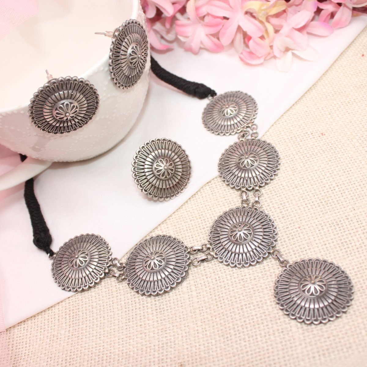 BOHO THAPA NECKLACE SET WITH FINGER RING