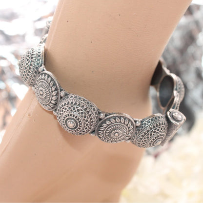 BOHO VINTAGE LOOK SINGLE KADA-CHAKRA DOME-