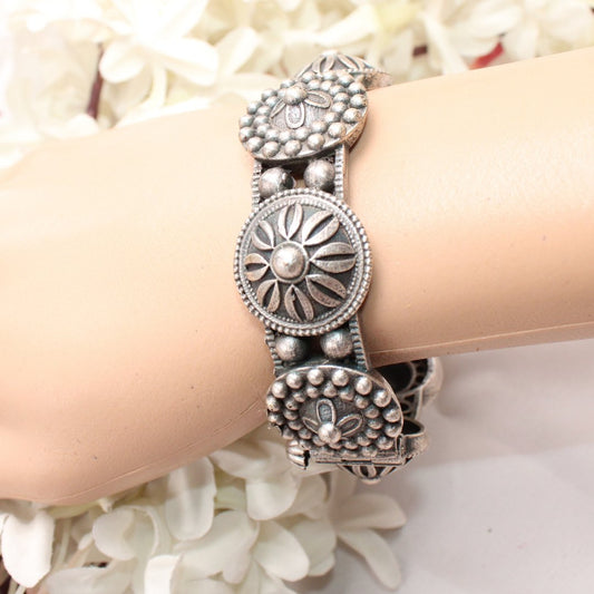 BOHO VINTAGE LOOK SINGLE KADA - CHAKRA DOT