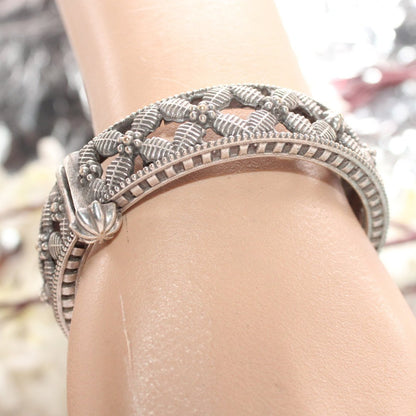 BOHO VINTAGE LOOK SINGLE KADA-LEAF CROSS