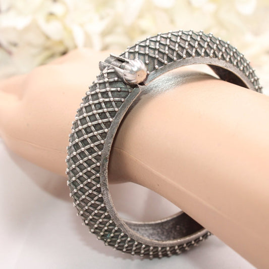 BOHO VINTAGE LOOK SINGLE KADA - MESH PATTERN