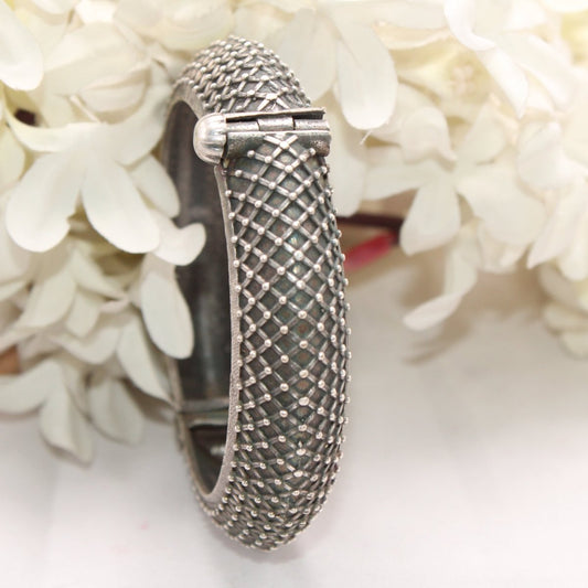 BOHO VINTAGE LOOK SINGLE KADA - MESH PATTERN