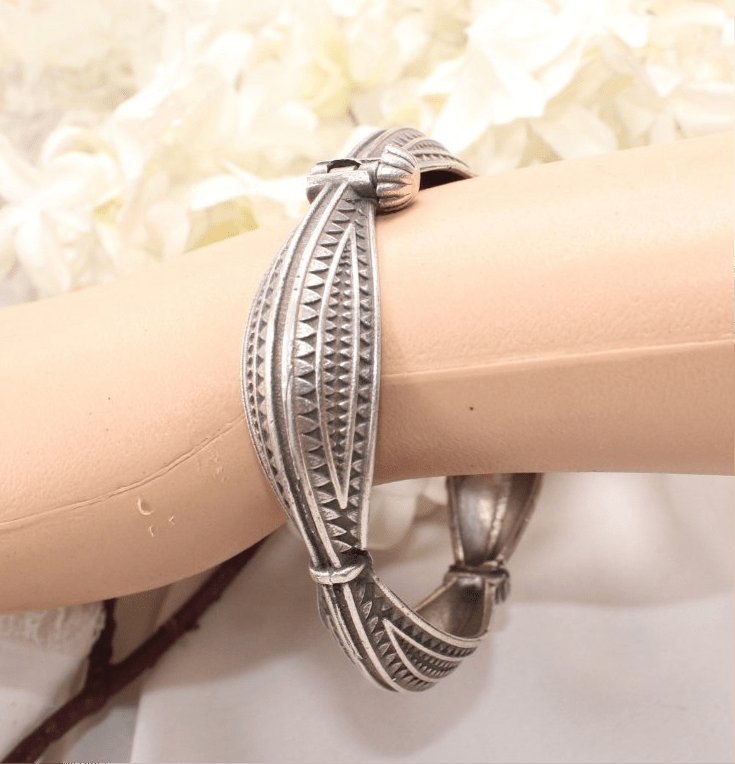 BOHO VINTAGE LOOK SINGLE KADA-SQUARE CUTWORK- SET OF 2