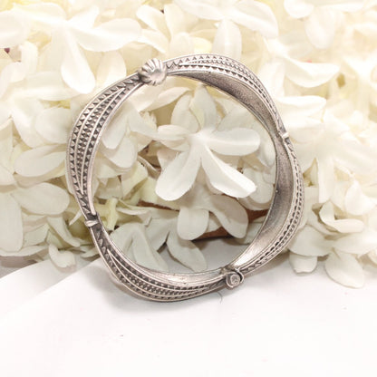 BOHO VINTAGE LOOK SINGLE KADA - SQUARE CUTWORK - SET OF 2