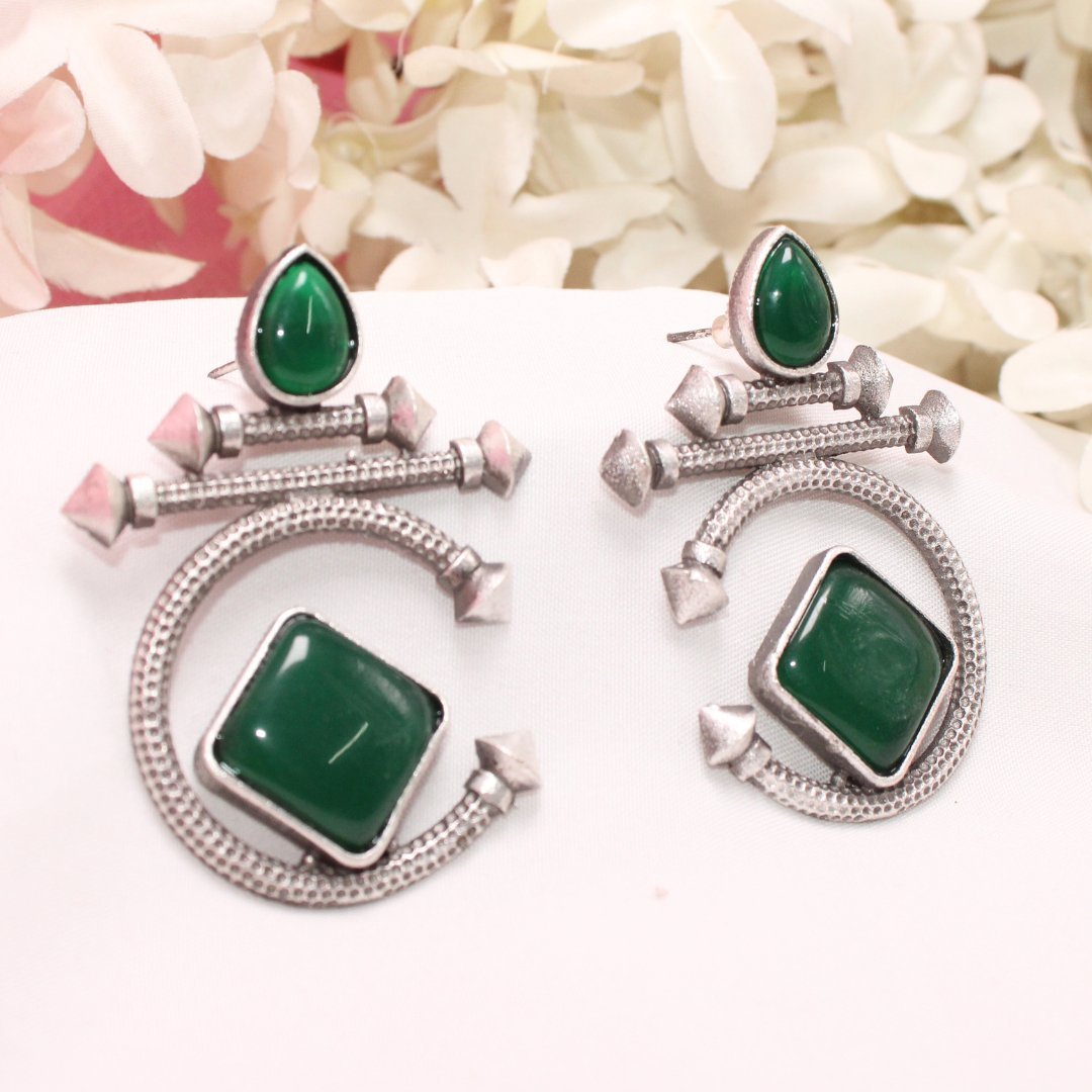 C- SHAPE STUD TYPE DANGLER-DARK GREEN