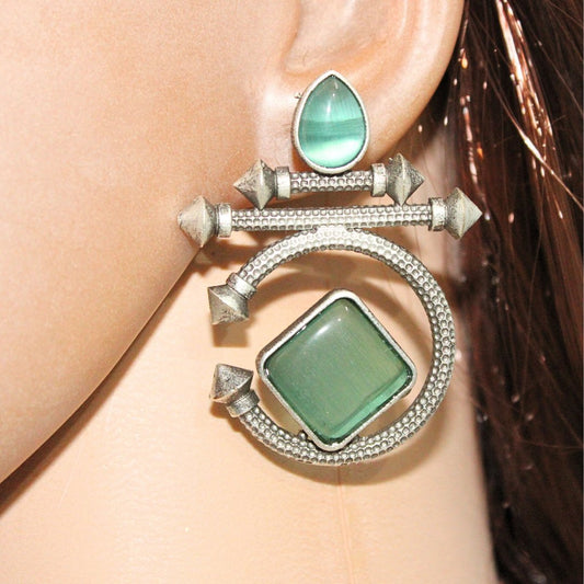 C - SHAPE STUD TYPE DANGLER - GREEN