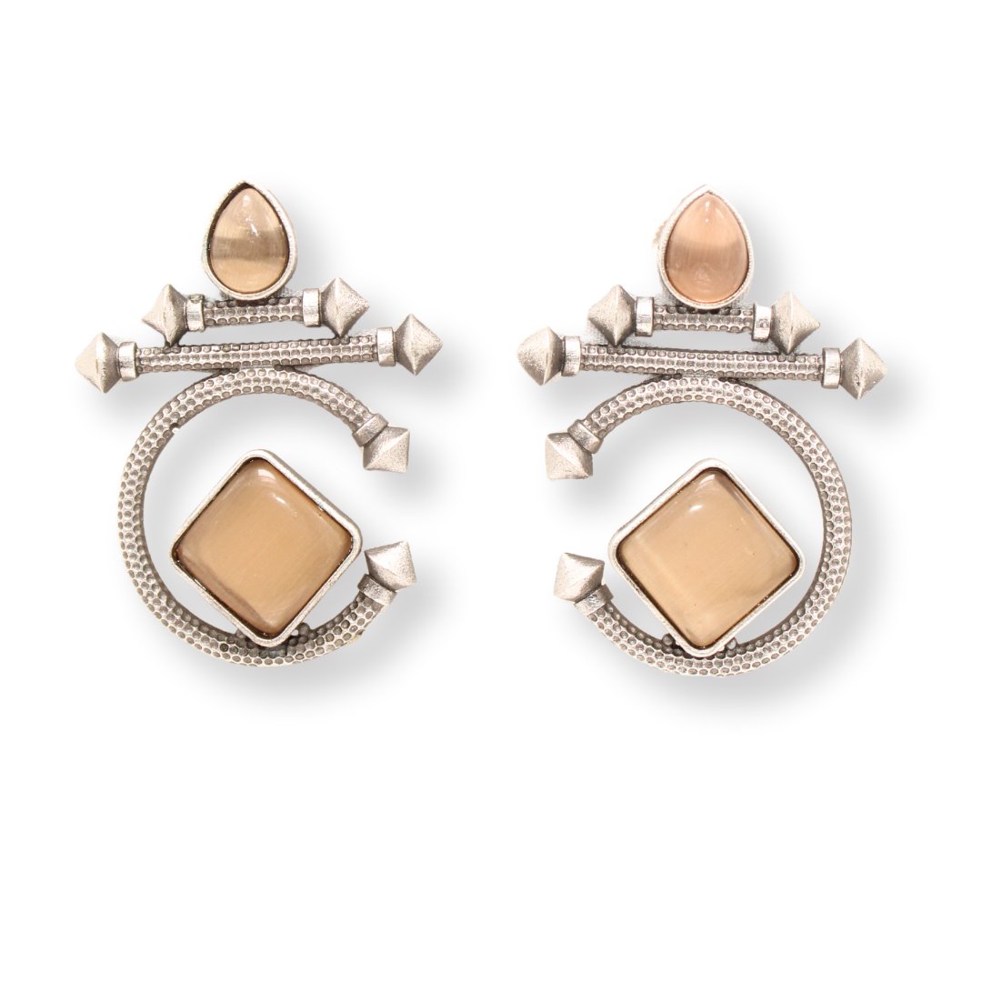 C - SHAPE STUD TYPE DANGLER - LIGHT BROWN