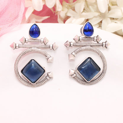 C - SHAPE STUD TYPE DANGLER - NAVY BLUE
