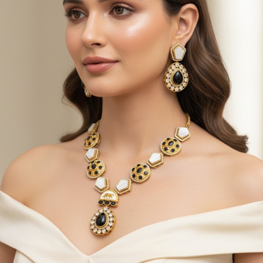 Celebrity-Inspired Black Doublet Stone + Mother of Pearl Necklace Set