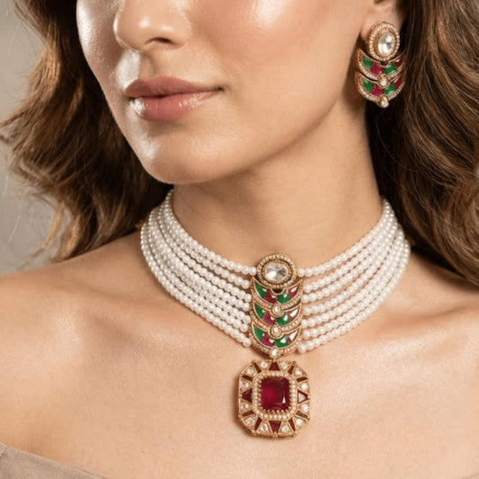 Celebrity-Inspired MULTICOLOUR (GREEN + RUBY) PEARL CHOKER