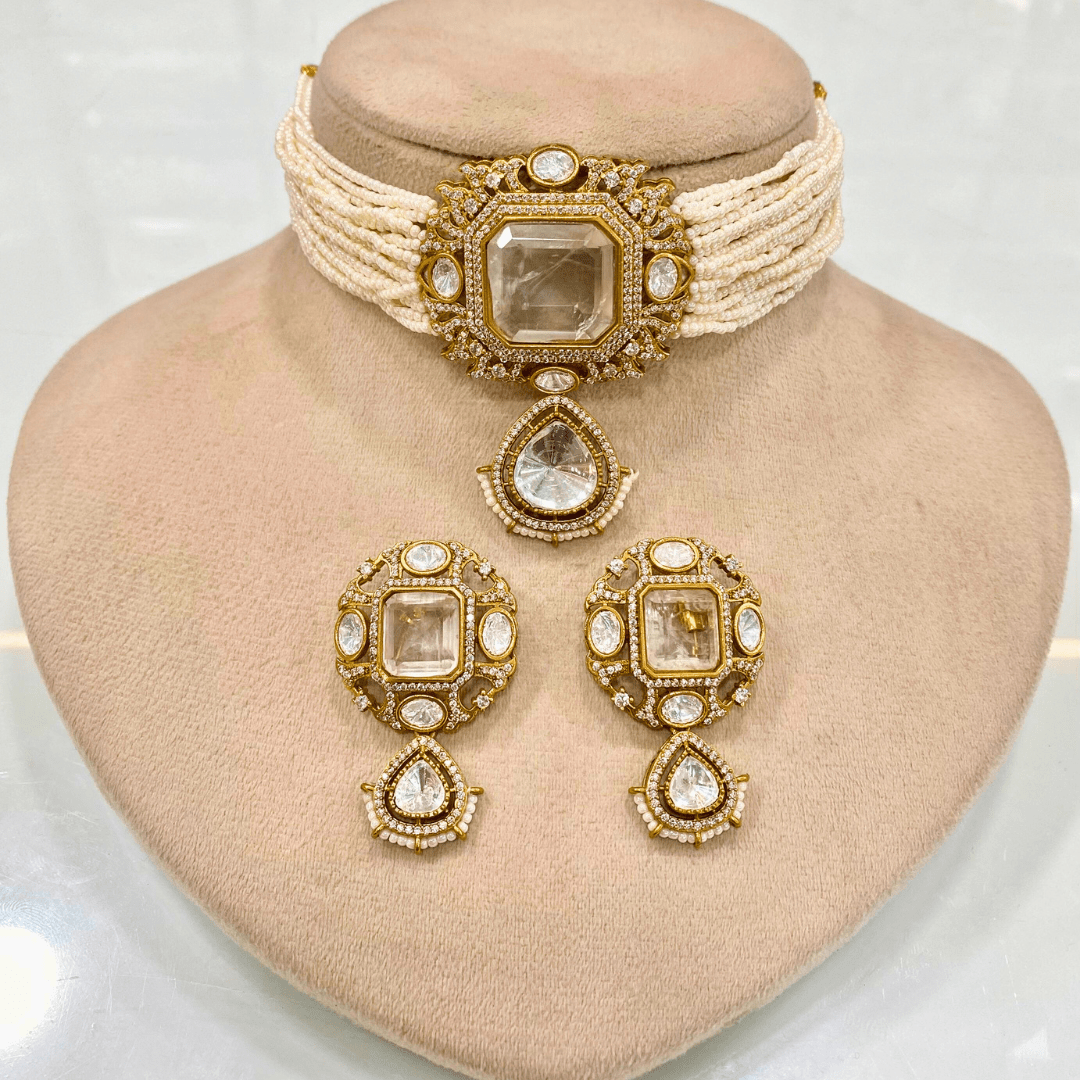 CELEBRITY INSPIRED POLKI CHOKER SET IN DOUBLET STONE