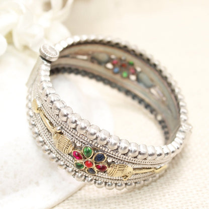 CHANDINI SILVER REPLICA DUAL-TONE STONE FLOWER KADA