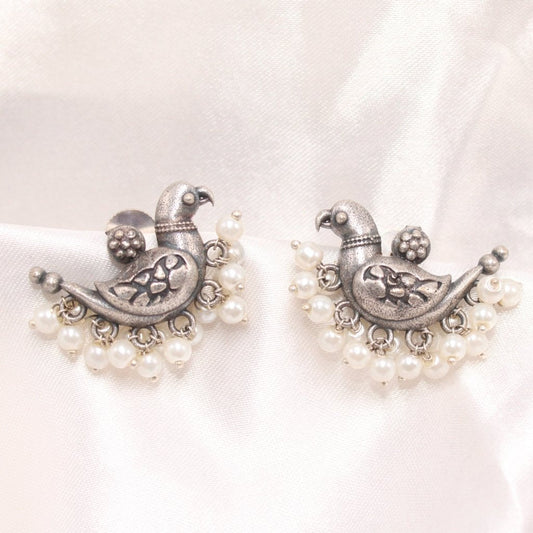 CLASSIC BIRD WITH PEARLS STUD