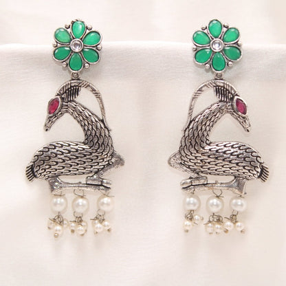 DEER PATTERN DANGLER - GREEN
