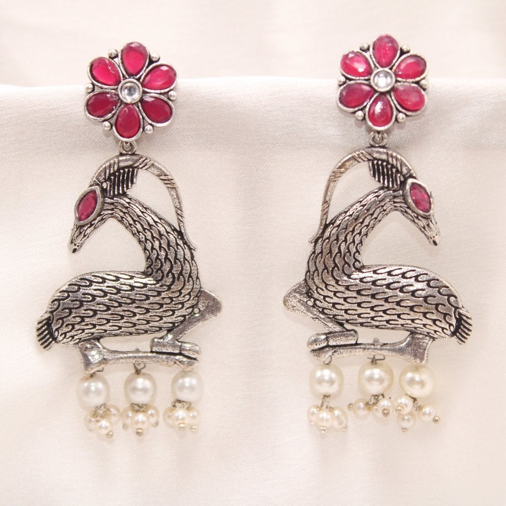 DEER PATTERN DANGLER-MAROON