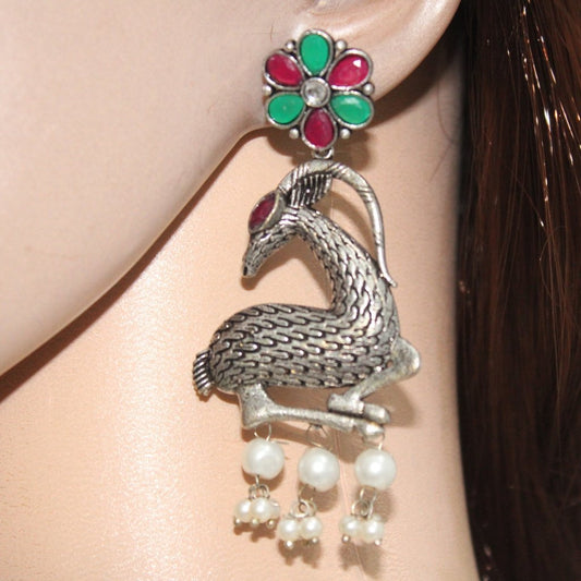 DEER PATTERN DANGLER-MAROON&GREEN