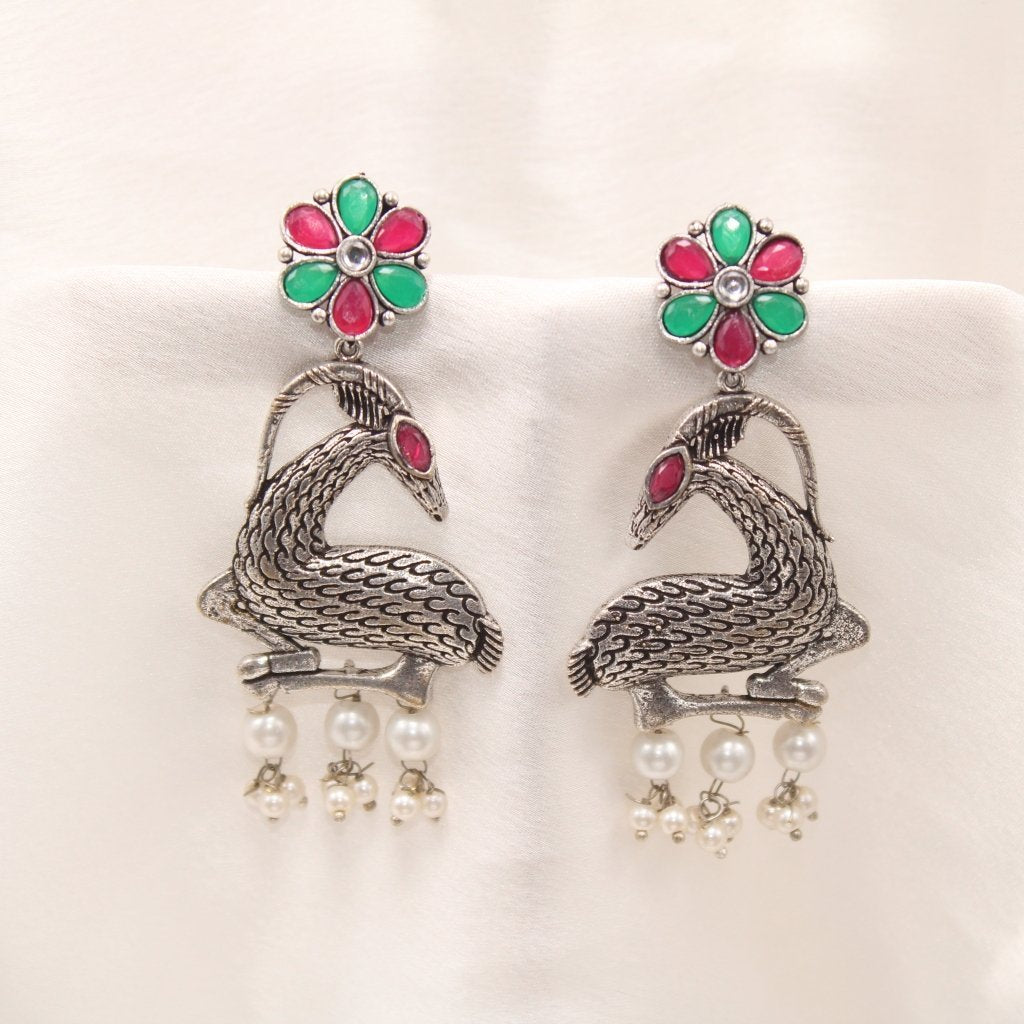 DEER PATTERN DANGLER-MAROON&GREEN