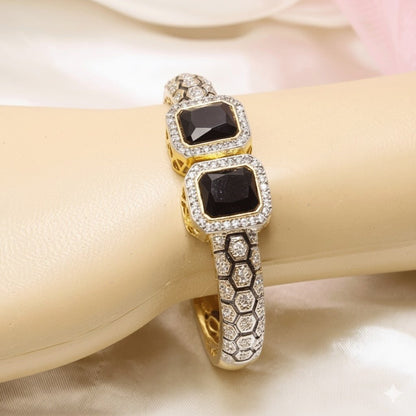 DIAMOND LOOK ALIKE BRACELET GOLDEN POLISH-BLACK