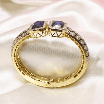 DIAMOND LOOK ALIKE BRACELET GOLDEN POLISH - BLUE