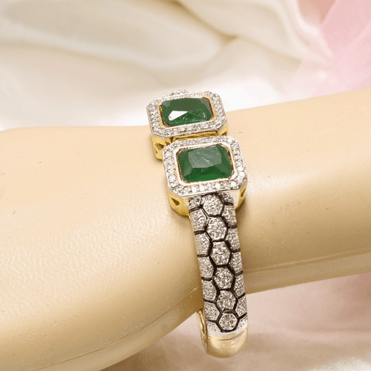 DIAMOND LOOK ALIKE BRACELET GOLDEN POLISH - GREEN