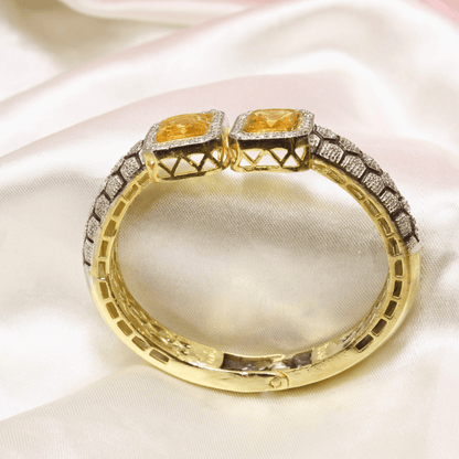 DIAMOND LOOK ALIKE BRACELET GOLDEN POLISH - YELLOW