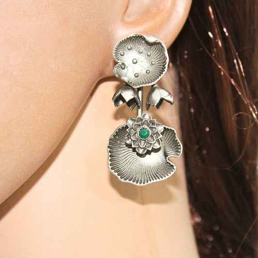 DOUBLE SEA SHELL PATTERN EARRING-GREEN