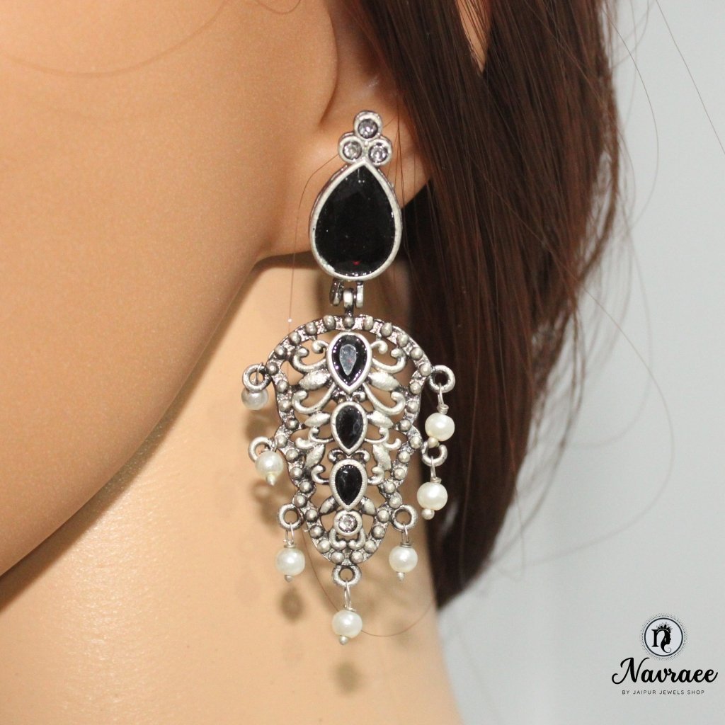 DUAL DROP DANGLER-BLACK