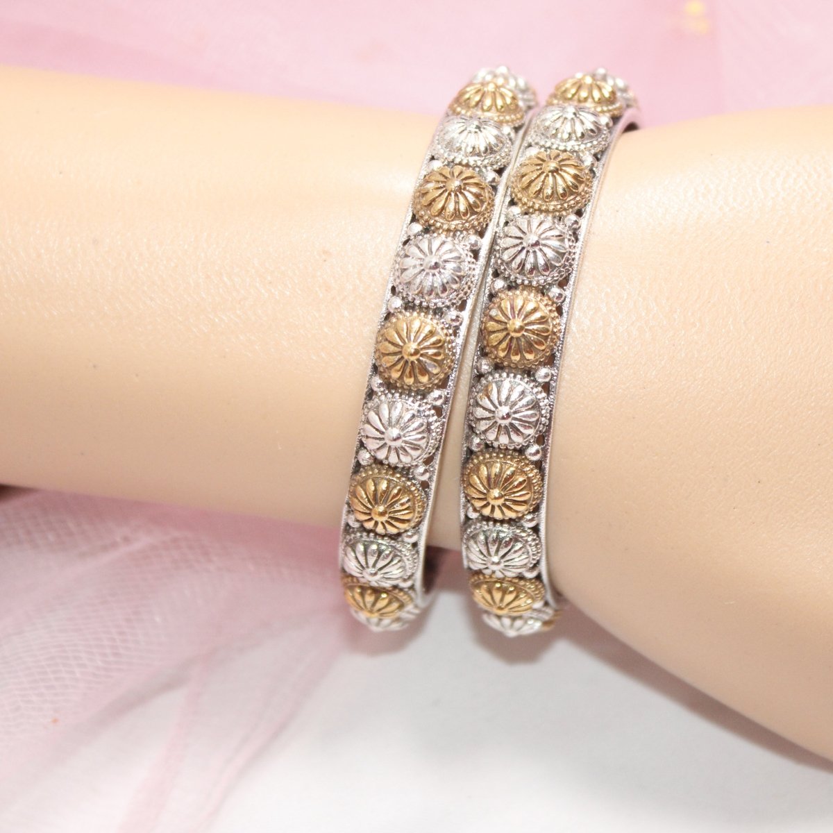 DUAL - TONE CHAKRA RAJPUTANA BANGLE PAIR - SET OF 2 BANGLES