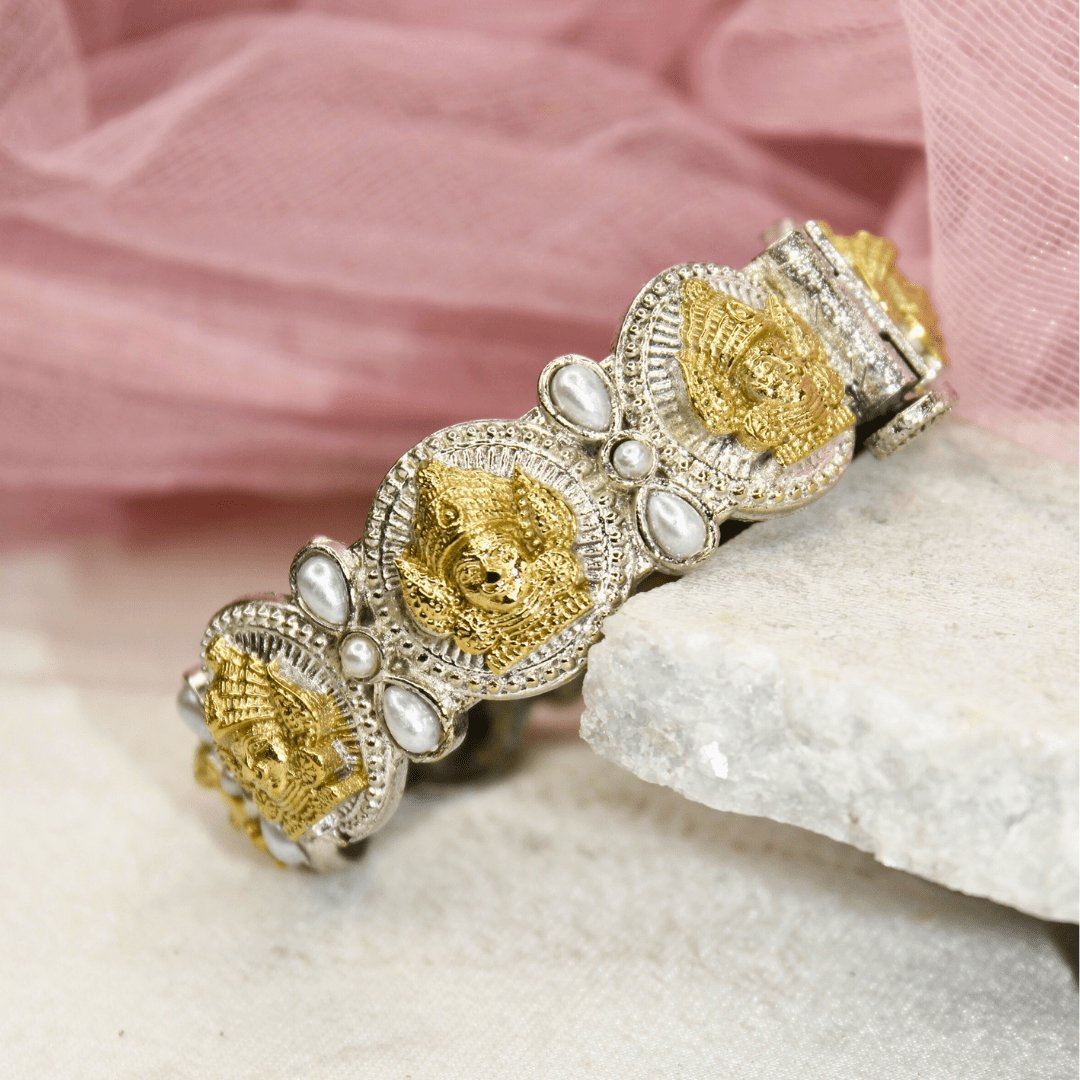 DUAL-TONE DEVI KADA -WHITE
