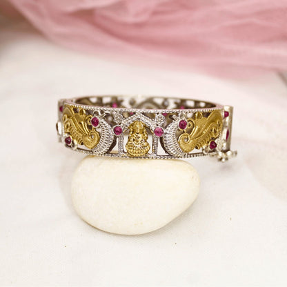 DUAL-TONE LAXMI MOR KADA-RED