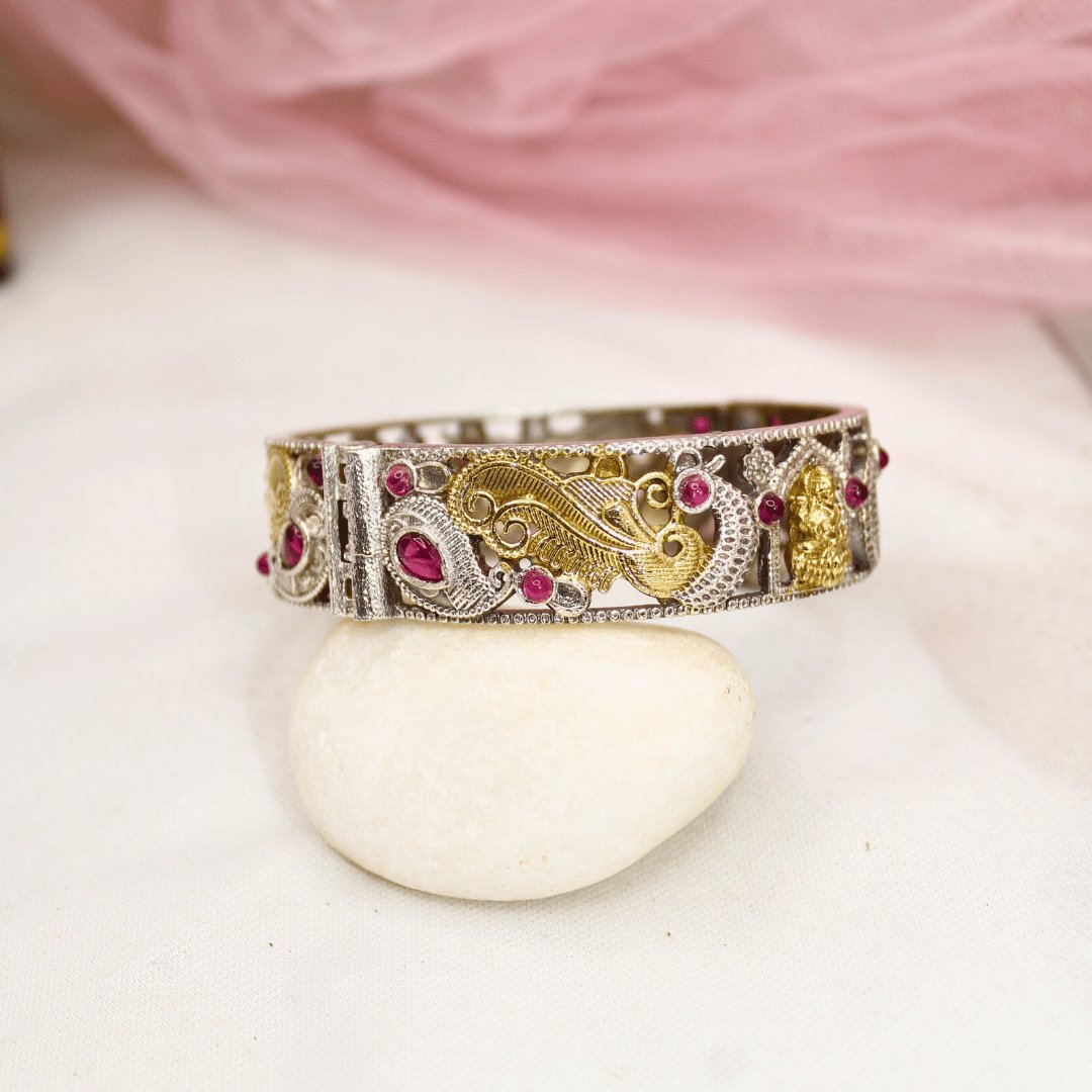 DUAL-TONE LAXMI MOR KADA-RED