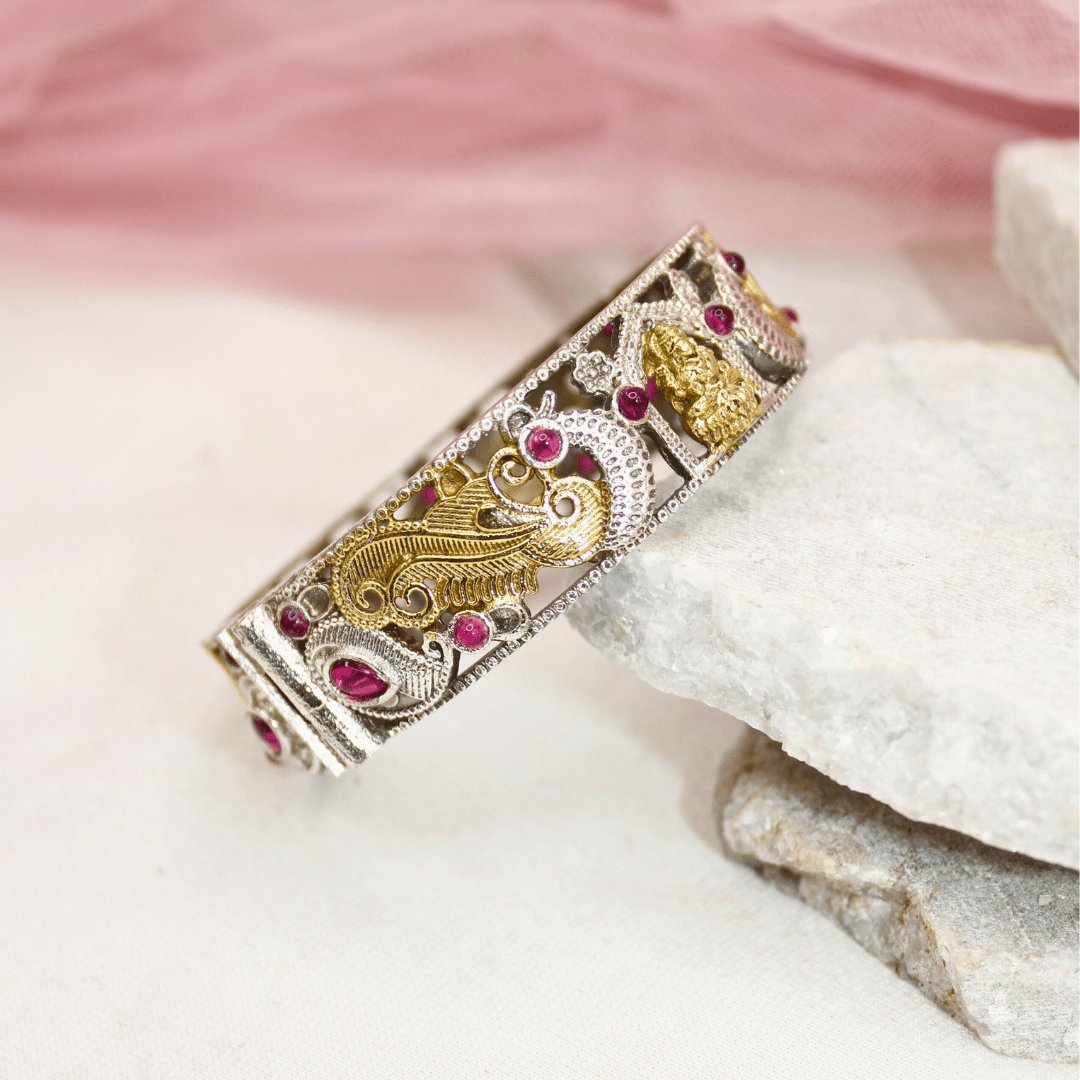 DUAL-TONE LAXMI MOR KADA-RED