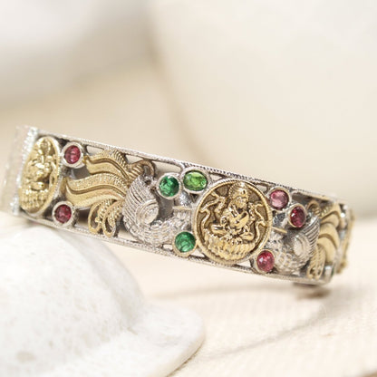 DUAL-TONE ROUND LAXMI MOR KADA-MAROON & GREEN