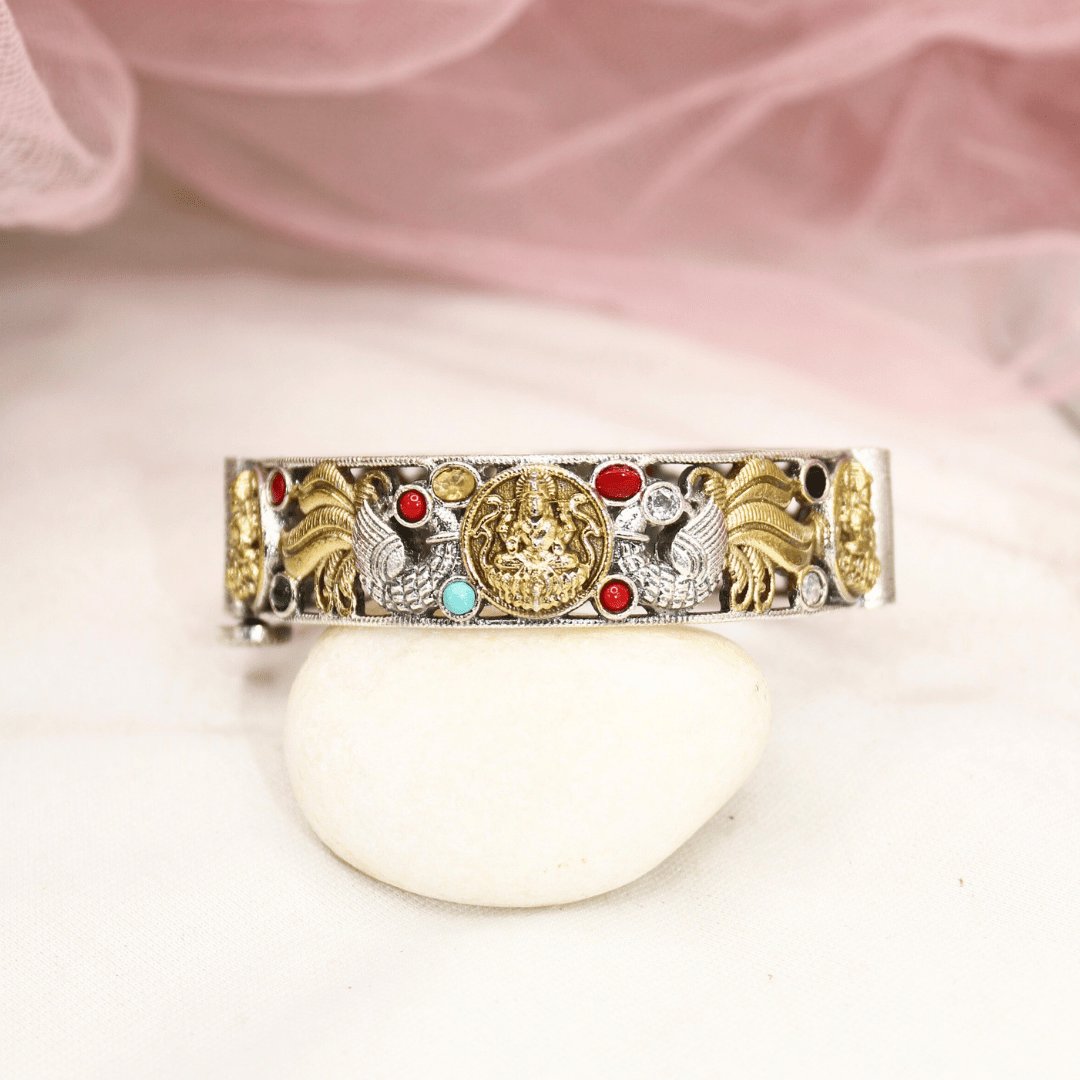DUAL-TONE ROUND LAXMI  MOR KADA-NAVRATAN