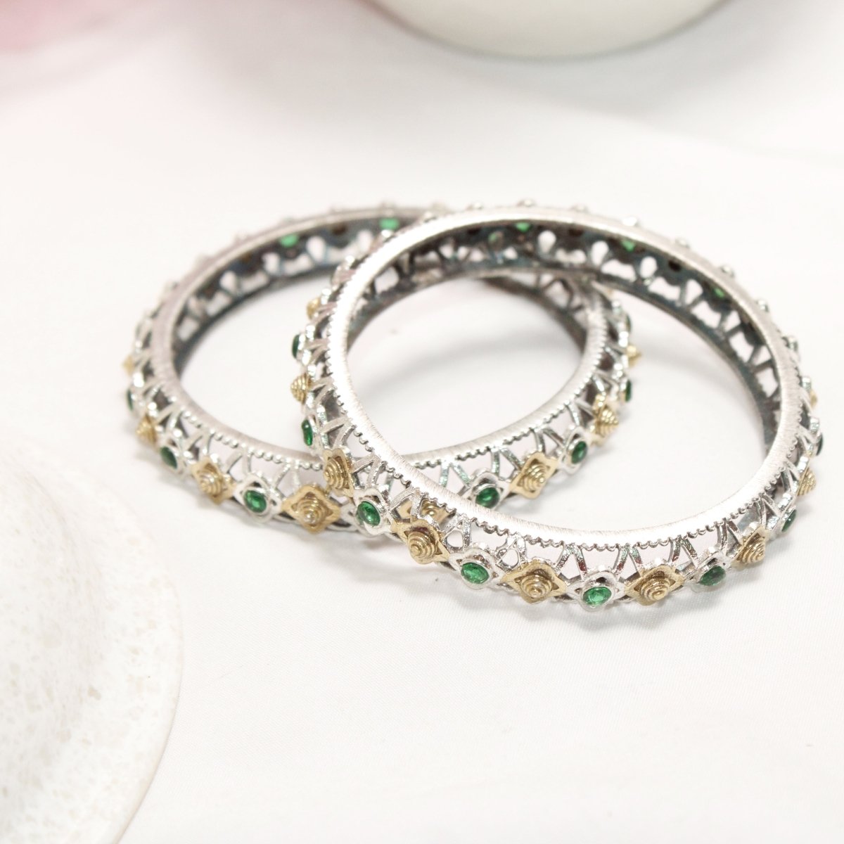 DUAL - TONE TRIKON JAALI RAJPUTANA BANGLE PAIR - SET OF 2 BANGLES - GREEN