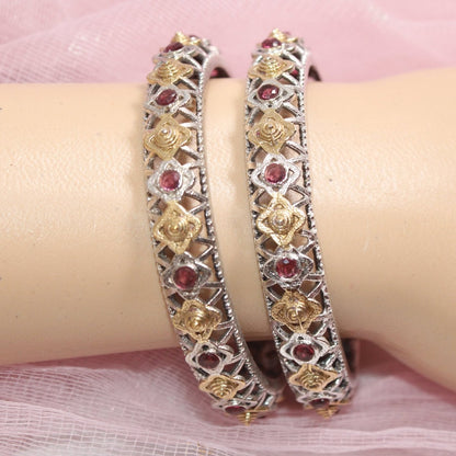 DUAL-TONE TRIKON JAALI RAJPUTANA BANGLE PAIR-SET OF 2 BANGLES-RED