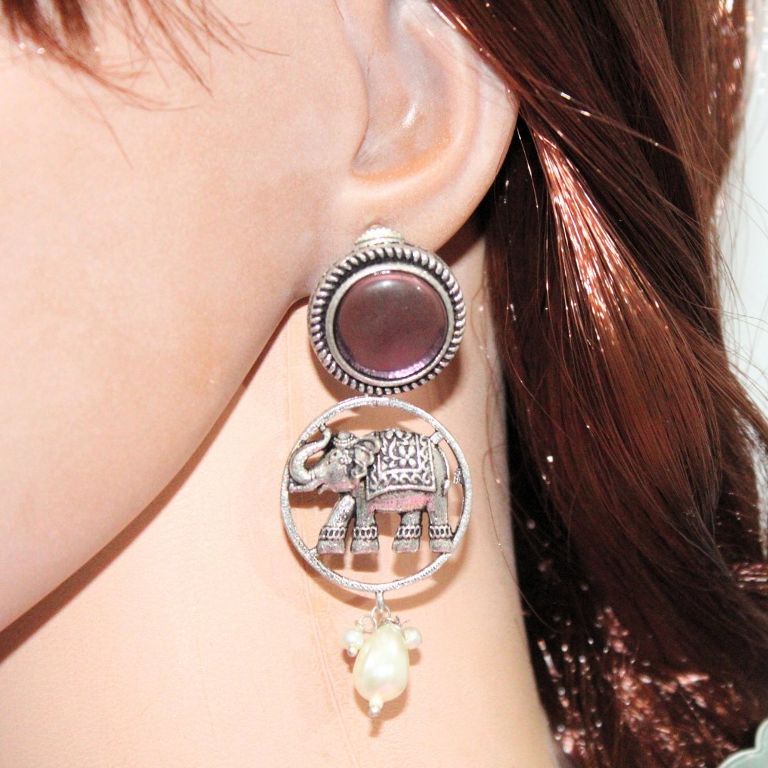 ELEPHANT IN RING & MONALISA STONE EARRING-PURPLE