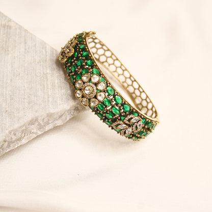 Emerald Green Kundan Mosaic Kada – product view 1