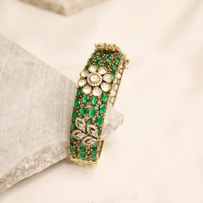Emerald Green Kundan Mosaic Kada – product view 3