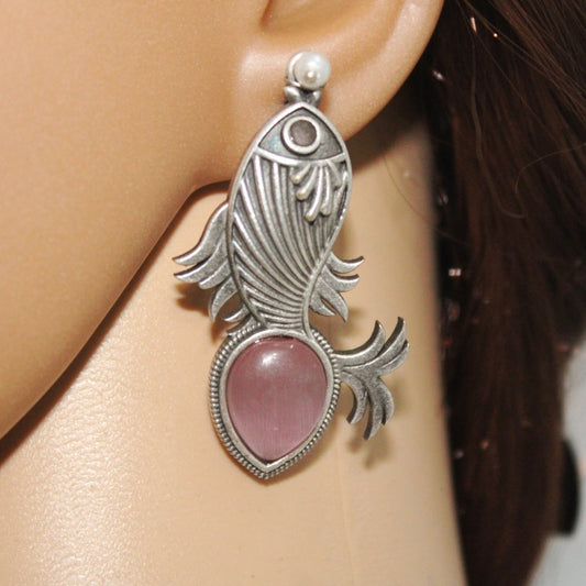 FISH PATTERN WITH DROP SHAPE STONE STUDS - PINK