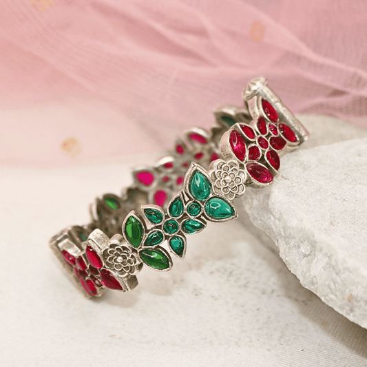 Floral Leaf Design Kada – Red - Green Stones in Tribal Silver Fini