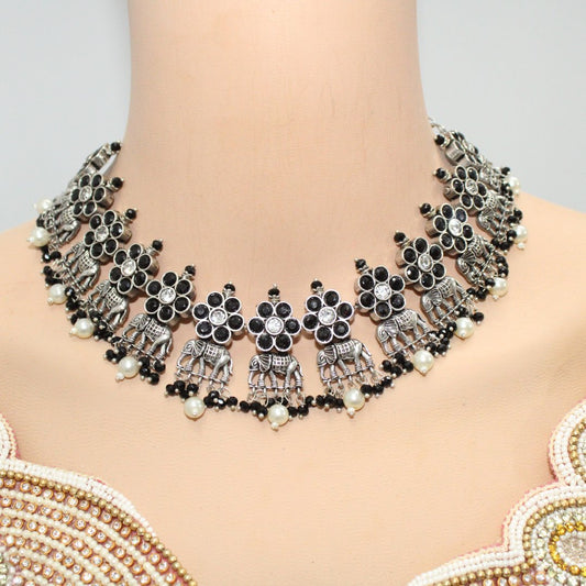 GAJ NECKLACE SET-BLACK